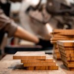 Kayu Mahoni bahan pintu dan furniture